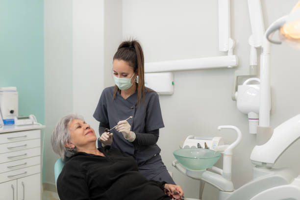 Best Emergency Dental Extractions in Laurium, MI